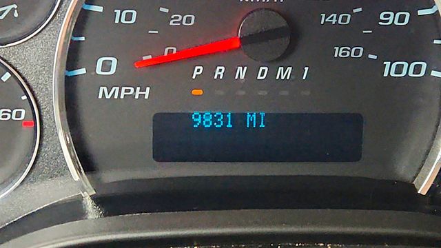 2024 Chevrolet Express Cargo Van RWD 2500 135'' w/ Driver Conv & Chrome Appear Pkgs & Partition - 23016919 - 12