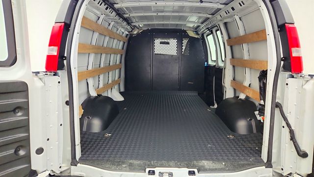 2024 Chevrolet Express Cargo Van RWD 2500 135'' w/ Driver Conv & Chrome Appear Pkgs & Partition - 23016919 - 15