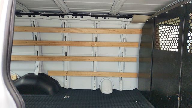 2024 Chevrolet Express Cargo Van RWD 2500 135'' w/ Driver Conv & Chrome Appear Pkgs & Partition - 23016919 - 19