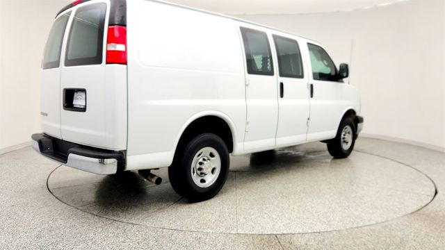 2024 Chevrolet Express Cargo Van RWD 2500 135'' w/ Driver Conv & Chrome Appear Pkgs & Partition - 23016919 - 4