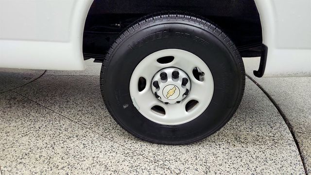 2024 Chevrolet Express Cargo Van RWD 2500 135'' w/ Driver Conv & Chrome Appear Pkgs & Partition - 23016919 - 8