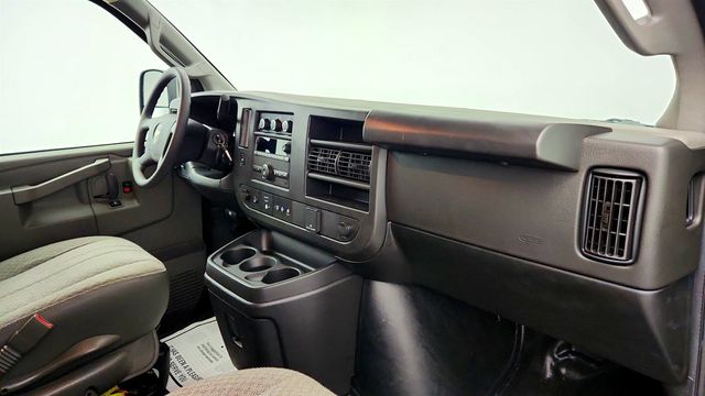 2024 Chevrolet Express Cargo Van RWD 2500 135'' with Convenience Package - 22986299 - 25