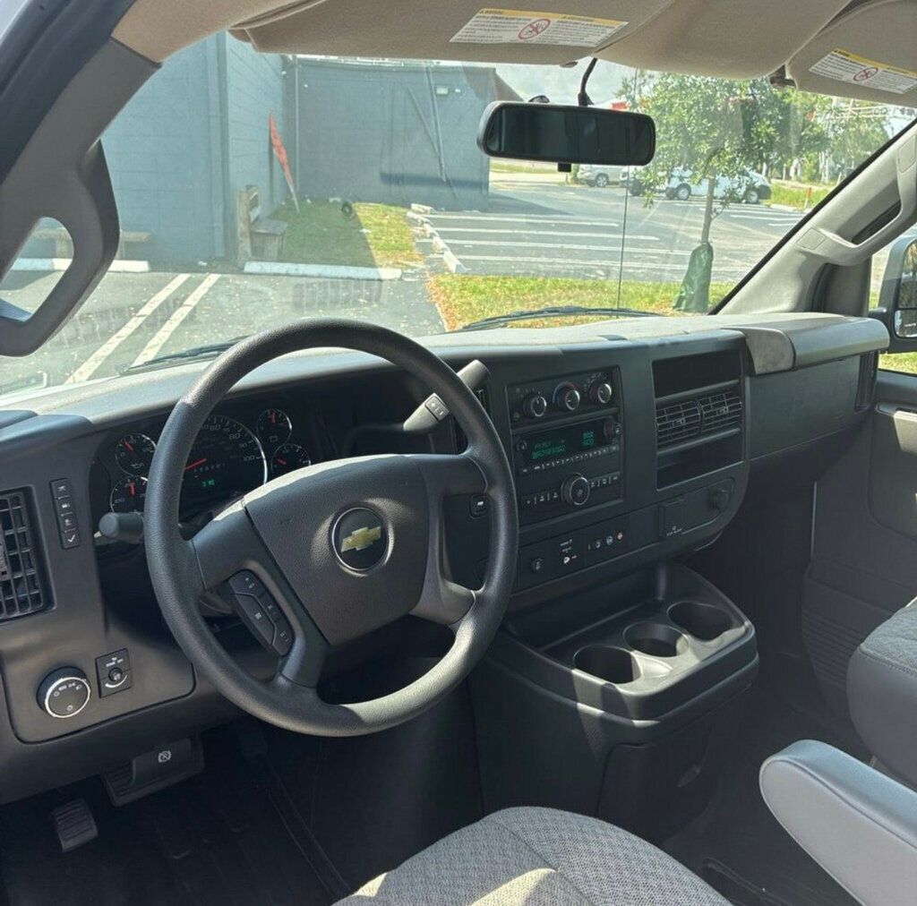 2024 Chevrolet Express Cargo Van RWD 3500 155" - 23017481 - 9