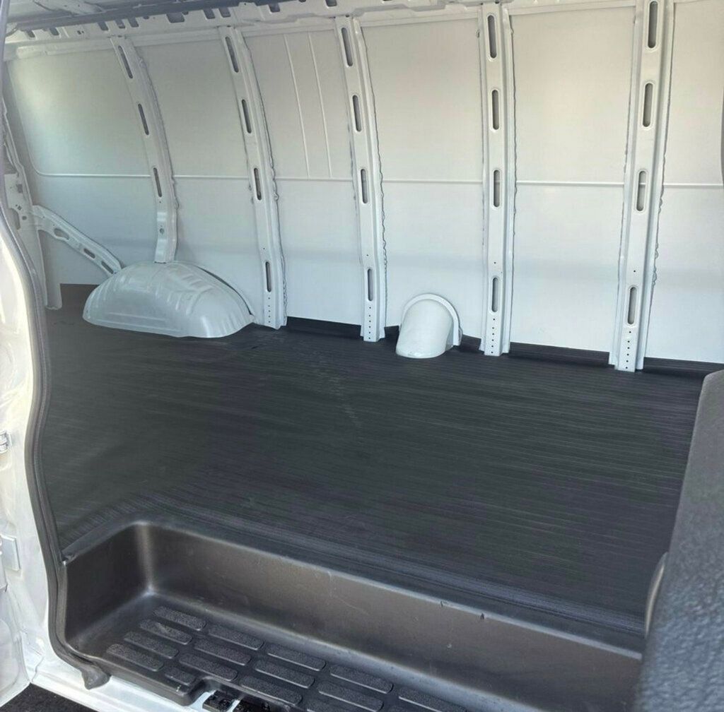 2024 Chevrolet Express Cargo Van RWD 3500 155" - 23017481 - 10