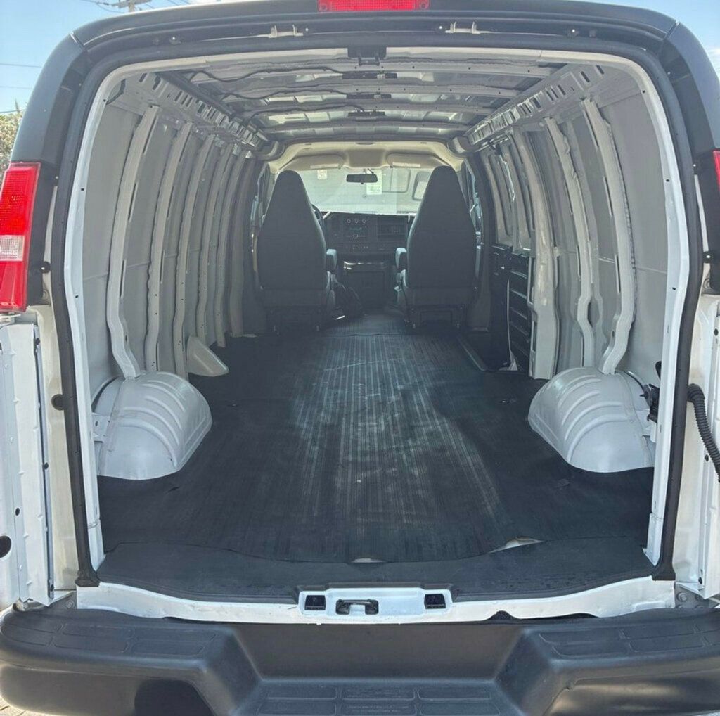2024 Chevrolet Express Cargo Van RWD 3500 155" - 23017481 - 13