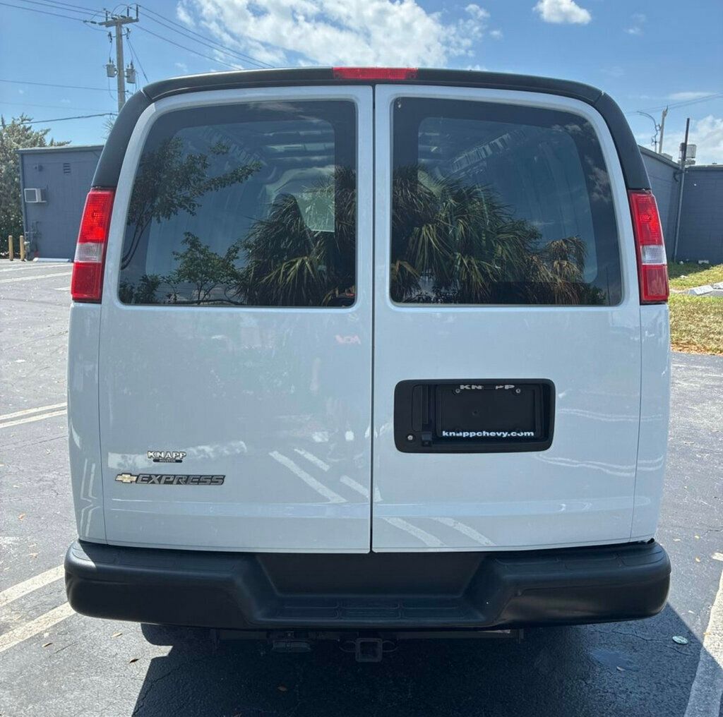 2024 Chevrolet Express Cargo Van RWD 3500 155" - 23017481 - 4