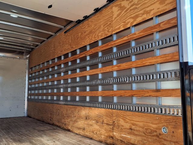 2024 Chevrolet LCF 20' Box Truck w/Liftgate - 22978016 - 21