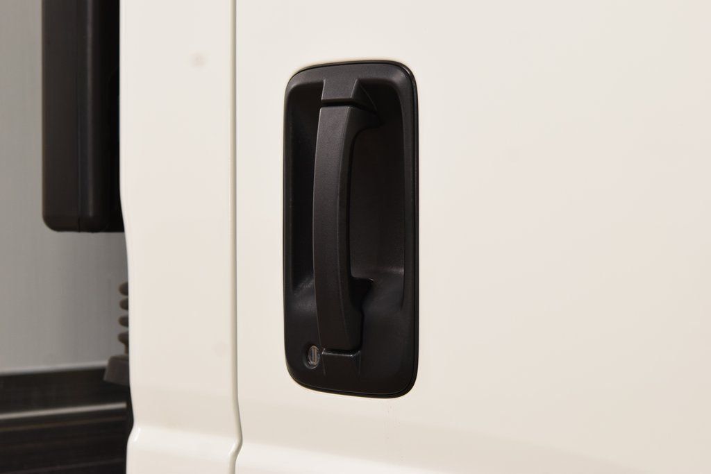 2024 Chevrolet Low Cab Forward 5500 XG 5500XG * 6.6 V8 * 16' BOX W/ TUCKAWAY LIFTGATE * 2,700 MILES! - 22958666 - 10