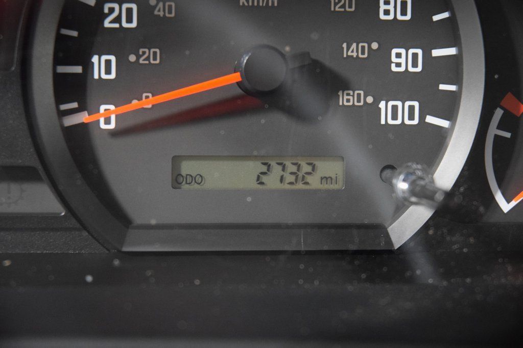 2024 Chevrolet Low Cab Forward 5500 XG 5500XG * 6.6 V8 * 16' BOX W/ TUCKAWAY LIFTGATE * 2,700 MILES! - 22958666 - 30