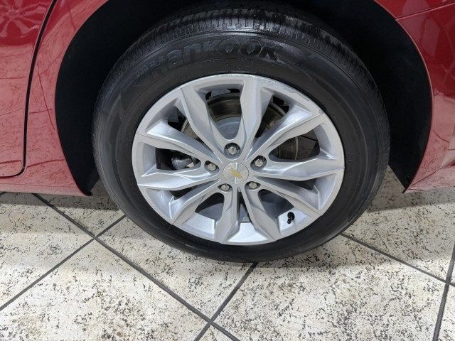2024 Chevrolet Malibu 1LT photo 8