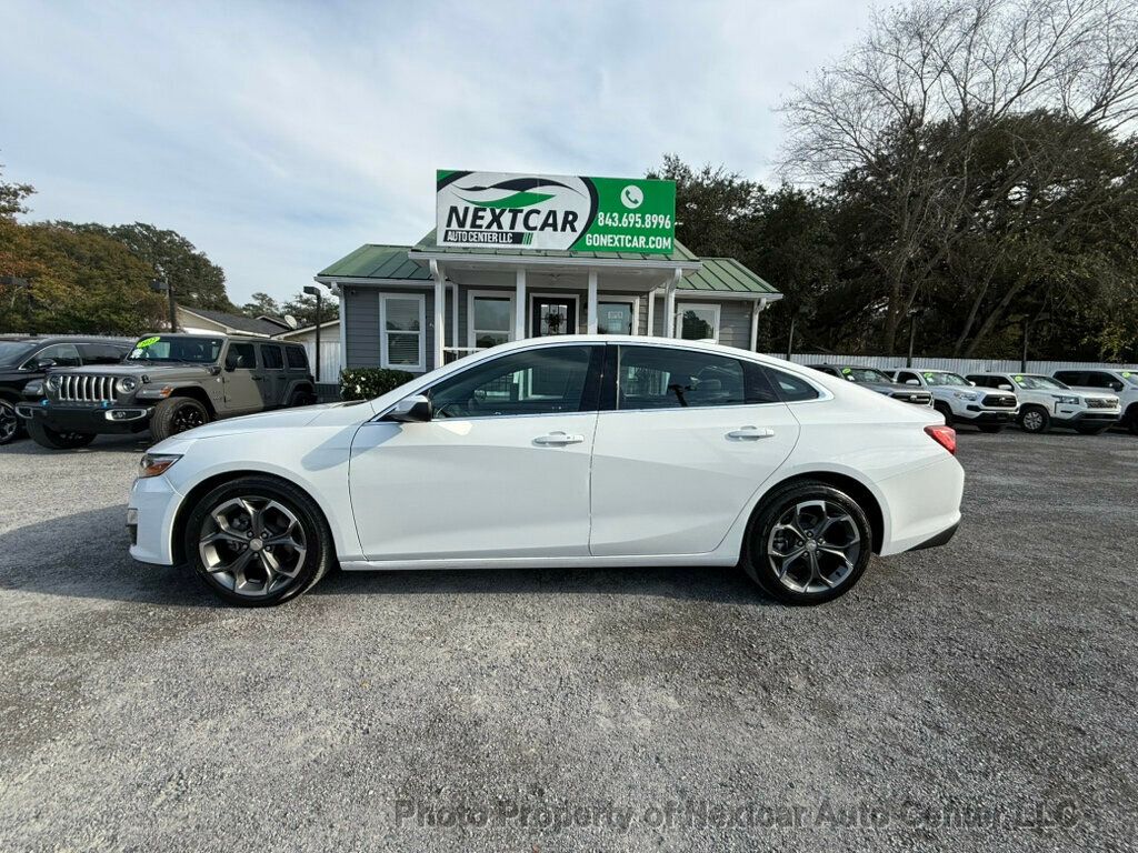 2024 Chevrolet Malibu 1LT photo 2