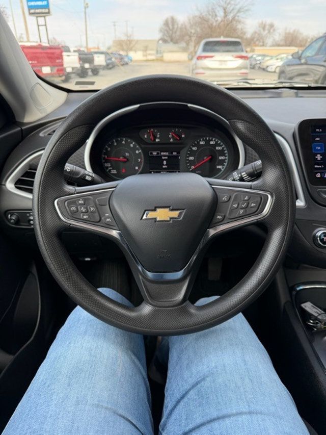 2024 Chevrolet Malibu 4dr Sedan 1LT - 22970443 - 14