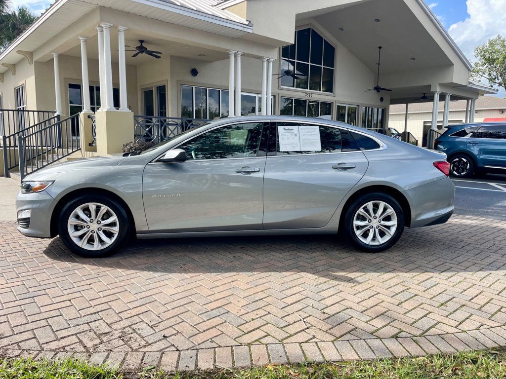 2024 Chevrolet Malibu 1LT photo 2
