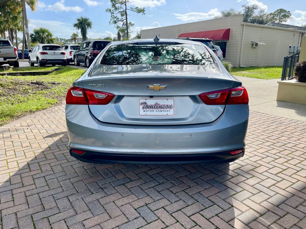 2024 Chevrolet Malibu 1LT photo 4