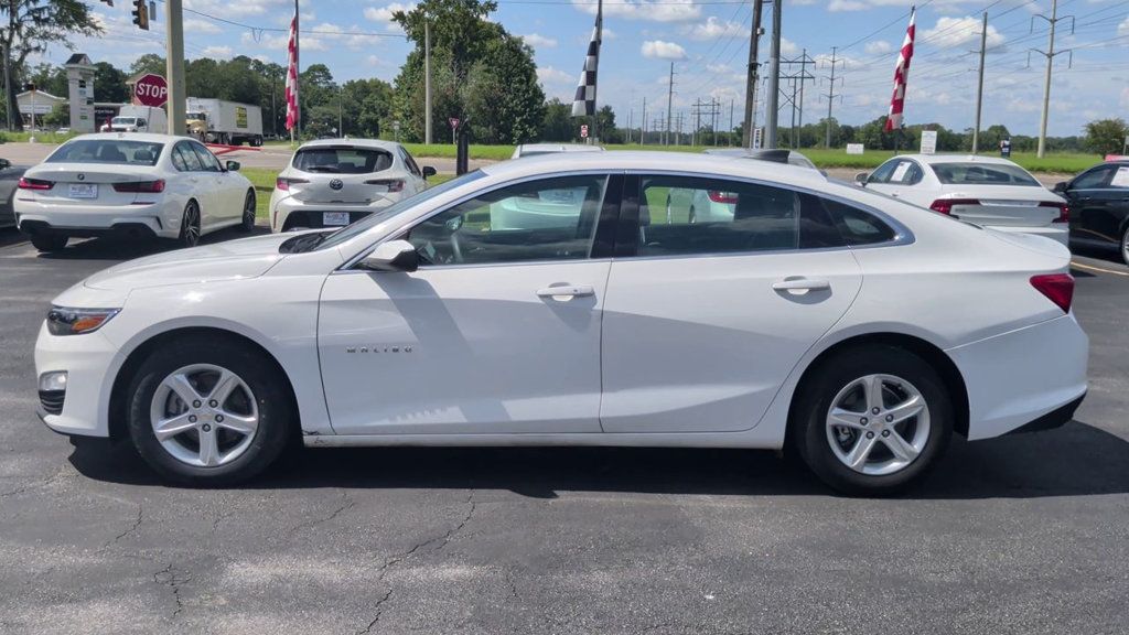 Chevrolet Malibu LS photo 5