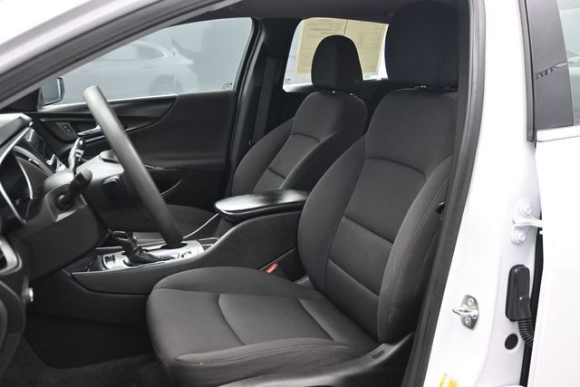 2024 Chevrolet Malibu LS - 23066094 - 4