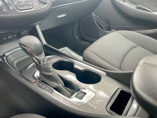 2024 Chevrolet Malibu LT - 22935495 - 13