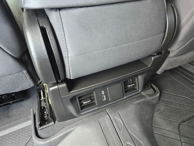 2024 Chevrolet Silverado 1500  - 23016819 - 12