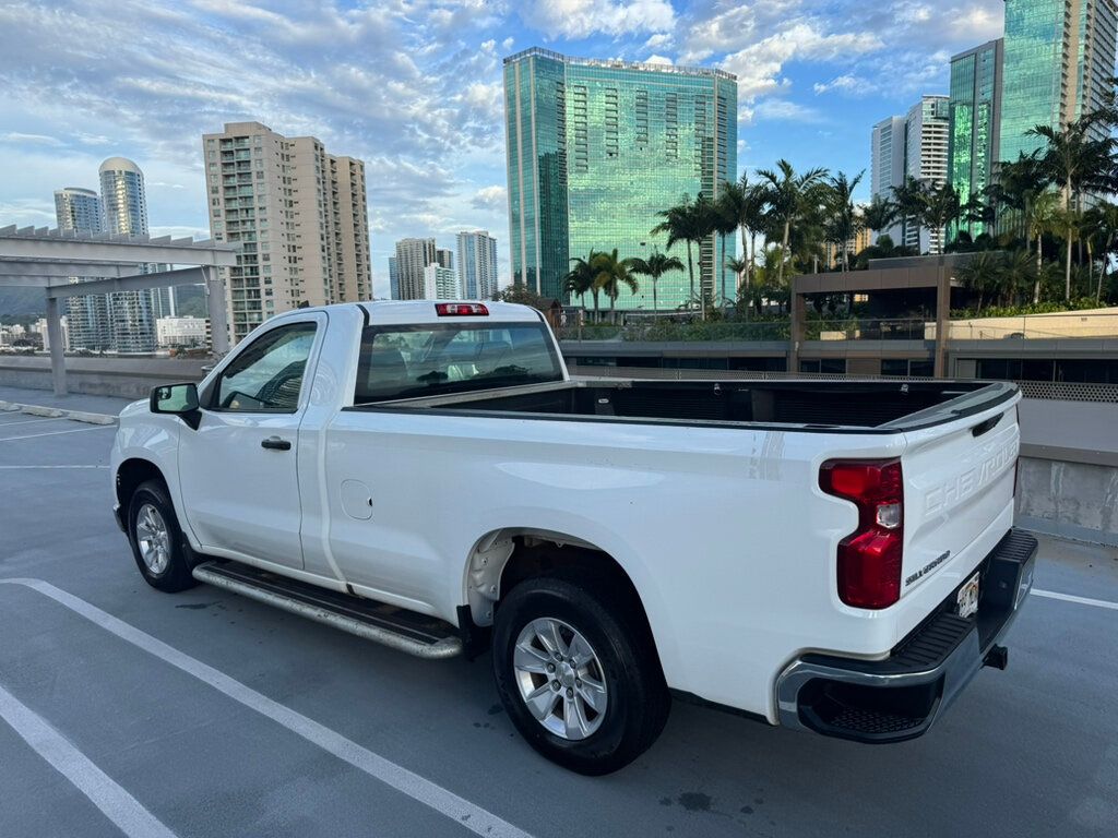 2024 Chevrolet Silverado 1500 1-Owner, Very Low Mileage! - 23000327 - 9
