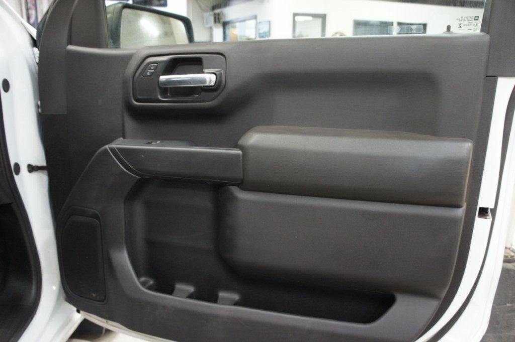 2024 Chevrolet Silverado 1500 1-Owner, Very Low Mileage! - 23000327 - 31