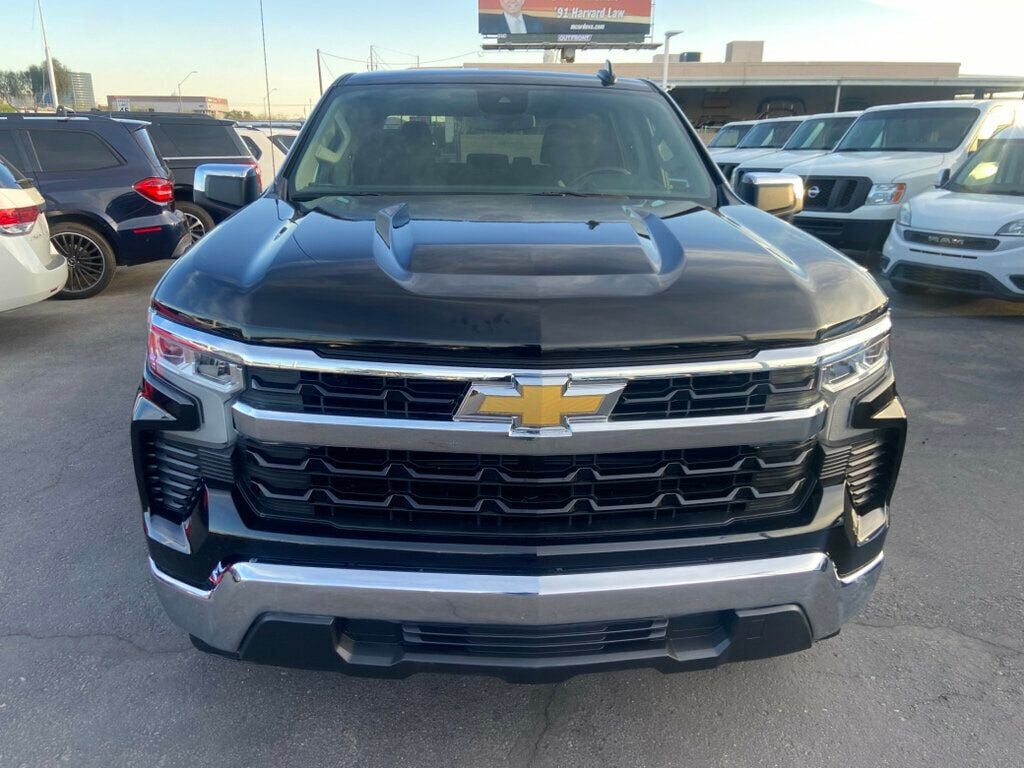 2024 Chevrolet Silverado 1500 LT photo 7