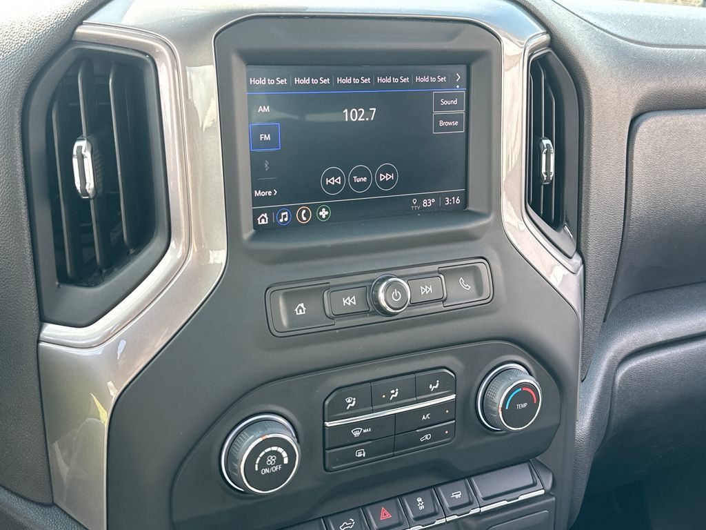 2024 Chevrolet Silverado 1500 2WD Reg Cab 140" Work Truck - 22979164 - 11