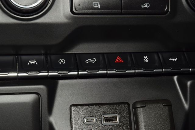 2024 Chevrolet Silverado 1500 2WD Reg Cab 140" Work Truck - 22972117 - 24