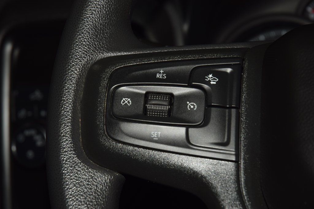 2024 Chevrolet Silverado 1500 2WD Reg Cab 140" Work Truck - 22972117 - 28