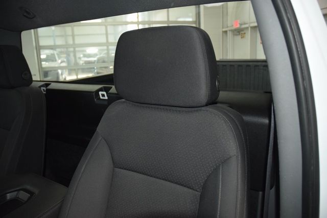 2024 Chevrolet Silverado 1500 2WD Reg Cab 140" Work Truck - 22972117 - 30