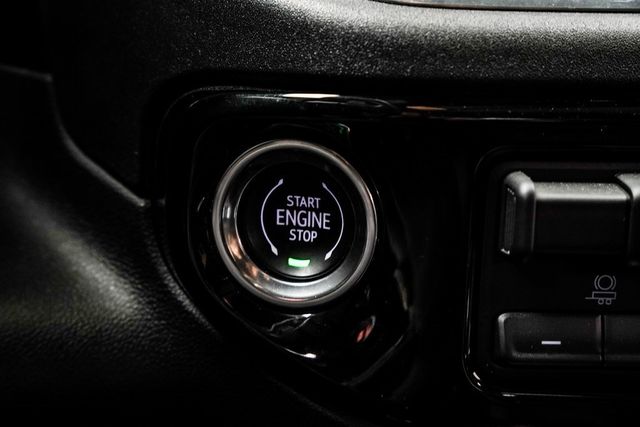 2024 Chevrolet Silverado 1500 4WD Crew Cab 147" High Country - 22981431 - 24