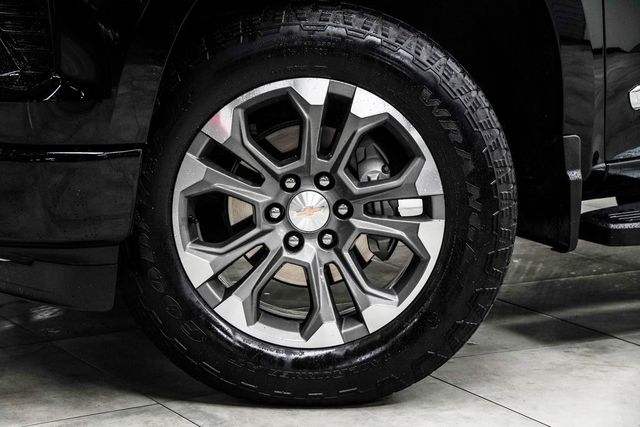 2024 Chevrolet Silverado 1500 4WD Crew Cab 147" High Country - 22981431 - 2