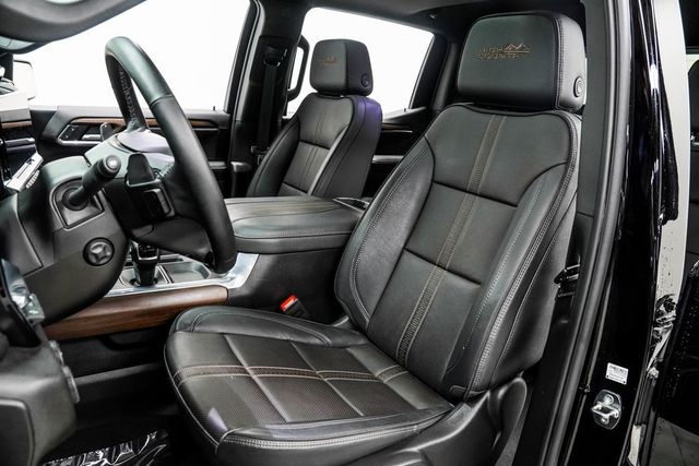 2024 Chevrolet Silverado 1500 4WD Crew Cab 147" High Country - 22981431 - 39