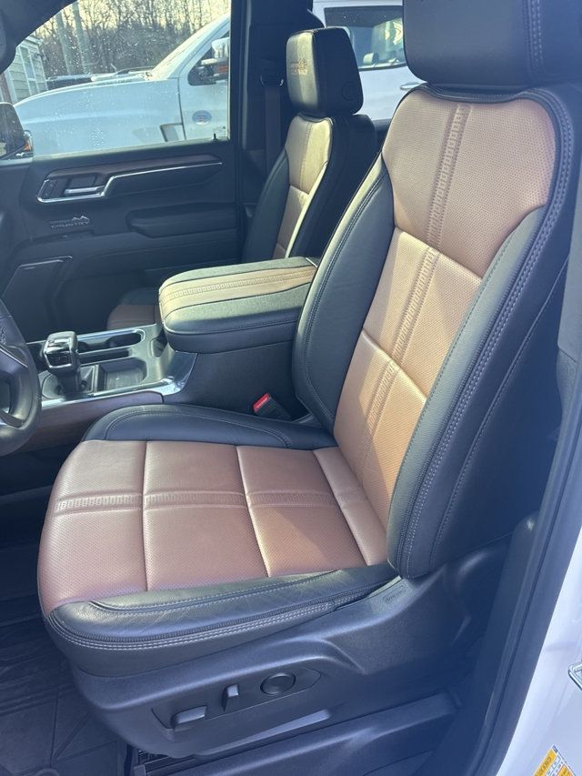 2024 Chevrolet Silverado 1500 4WD Crew Cab 147" High Country - 22996961 - 20