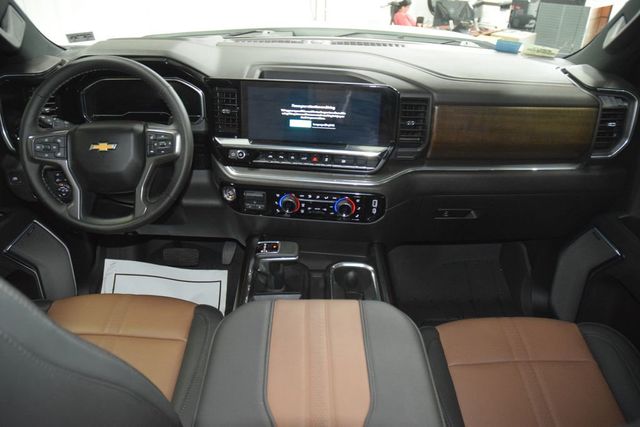 2024 Chevrolet Silverado 1500 4WD Crew Cab 147" High Country - 22996961 - 31