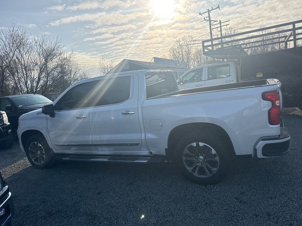 2024 Chevrolet Silverado 1500 4WD Crew Cab 147" High Country - 22996961 - 3