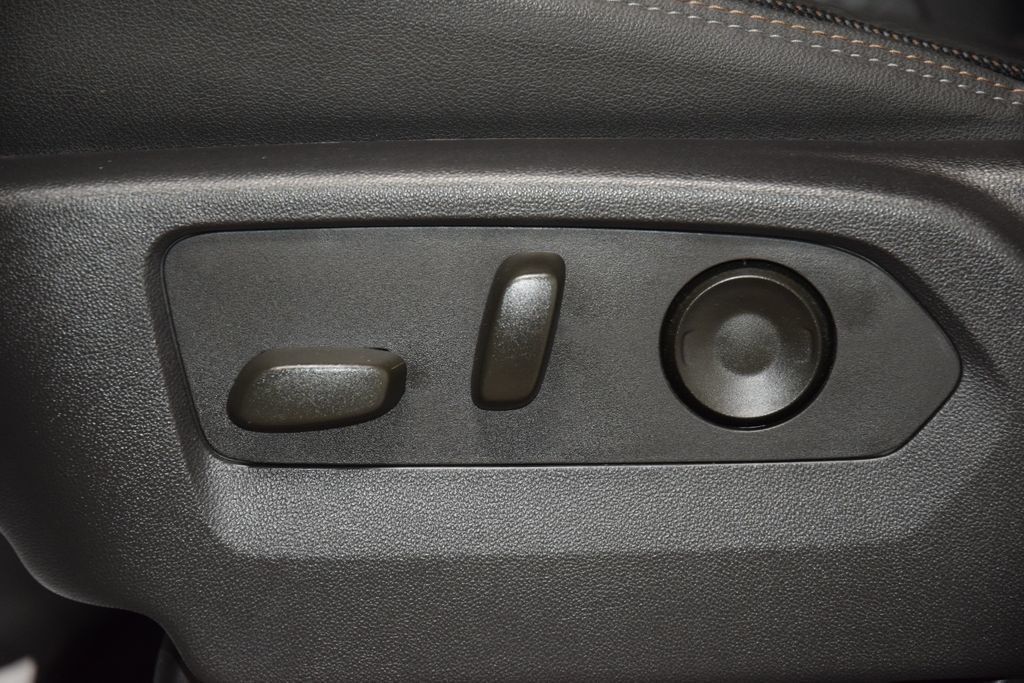 2024 Chevrolet Silverado 1500 4WD Crew Cab 147" High Country - 22996961 - 41