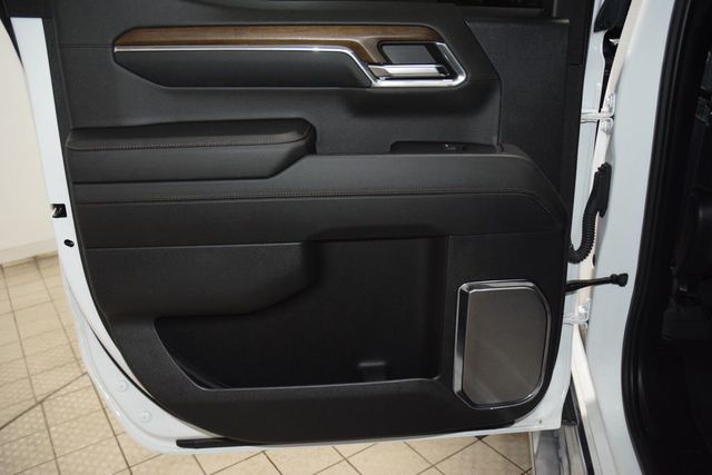 2024 Chevrolet Silverado 1500 4WD Crew Cab 147" High Country - 22996961 - 46