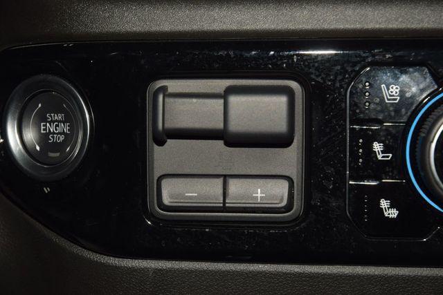 2024 Chevrolet Silverado 1500 4WD Crew Cab 147" High Country - 23013364 - 34
