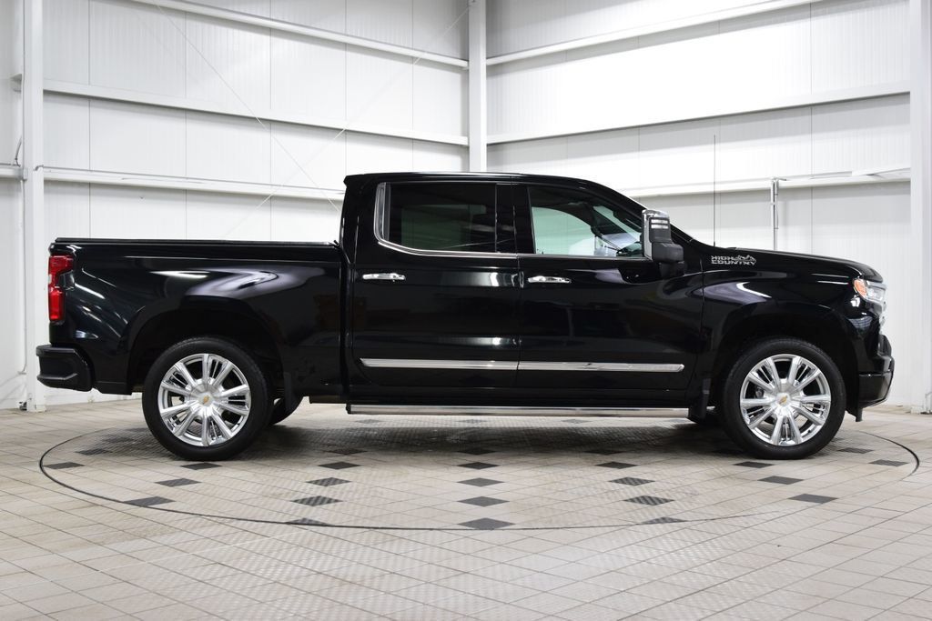 2024 Chevrolet Silverado 1500 4WD Crew Cab 147" High Country - 23013364 - 8