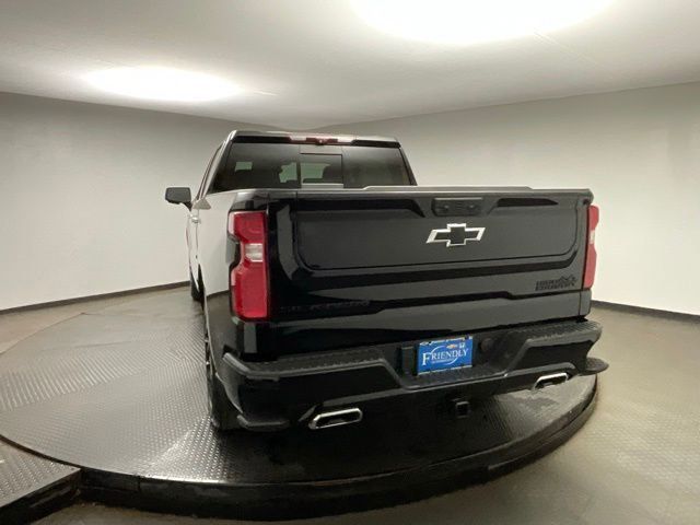 2024 Chevrolet Silverado 1500 4WD Crew Cab 147" High Country - 23029365 - 3