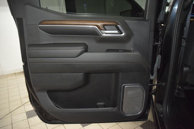 2024 Chevrolet Silverado 1500 4WD Crew Cab 147" High Country - 23029365 - 47