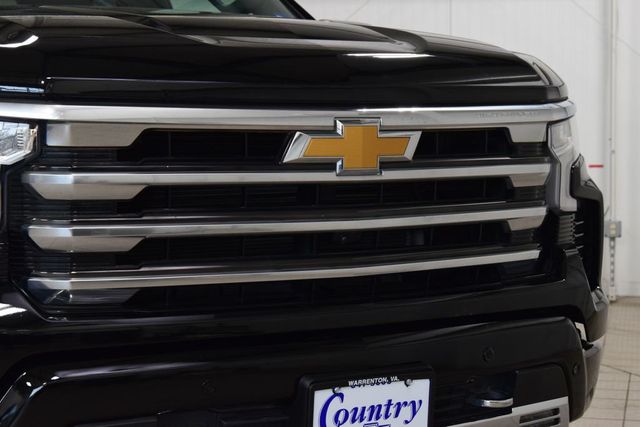 2024 Chevrolet Silverado 1500 4WD Crew Cab 147" High Country - 23041635 - 10