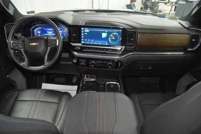2024 Chevrolet Silverado 1500 4WD Crew Cab 147" High Country - 23041635 - 31