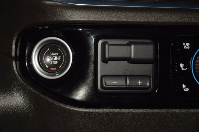 2024 Chevrolet Silverado 1500 4WD Crew Cab 147" High Country - 23041635 - 35