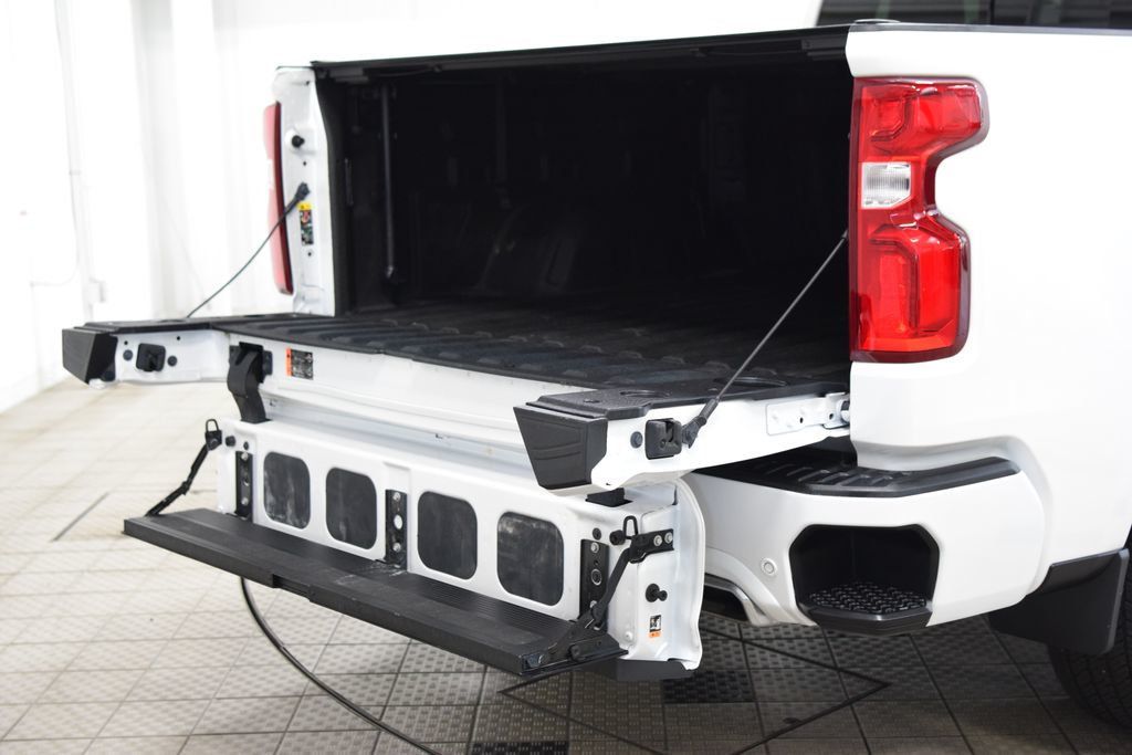 2024 Chevrolet Silverado 1500 4WD Crew Cab 147" High Country - 23049180 - 26