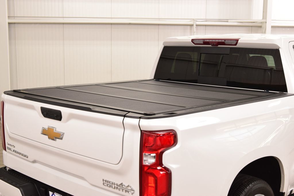 2024 Chevrolet Silverado 1500 4WD Crew Cab 147" High Country - 23049180 - 27