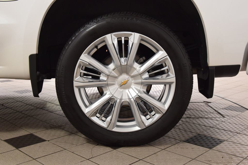 2024 Chevrolet Silverado 1500 4WD Crew Cab 147" High Country - 23049180 - 28