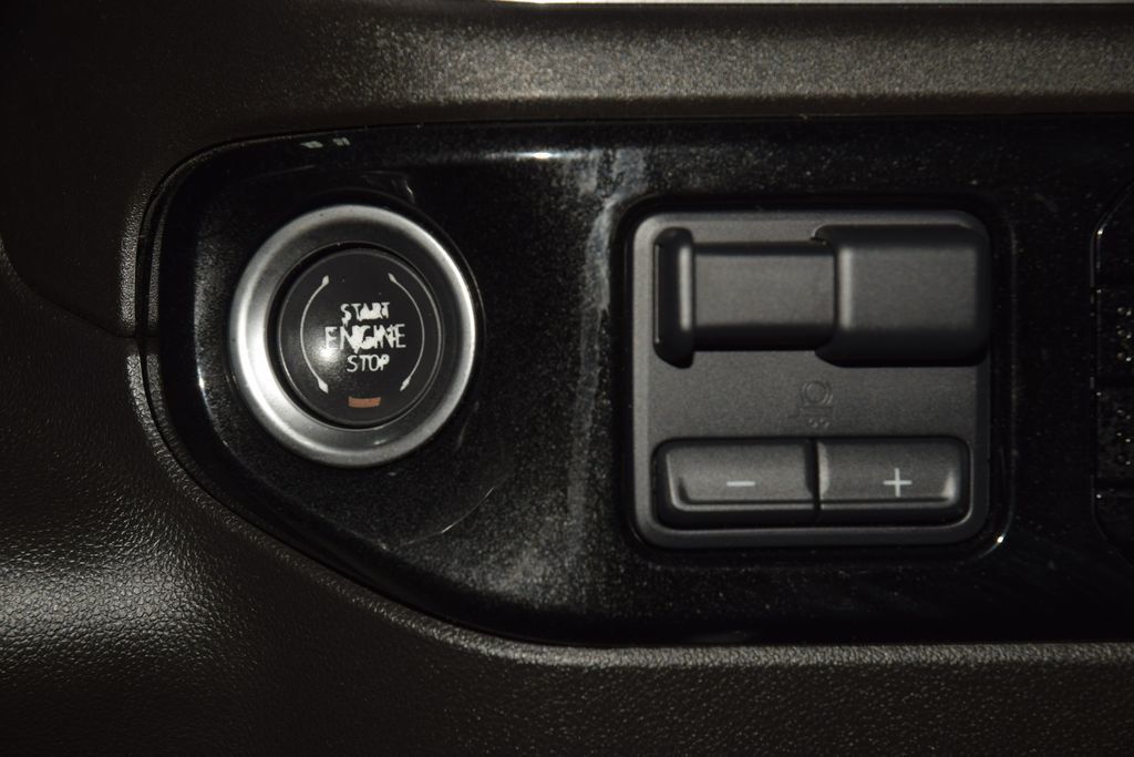 2024 Chevrolet Silverado 1500 4WD Crew Cab 147" High Country - 23049180 - 36