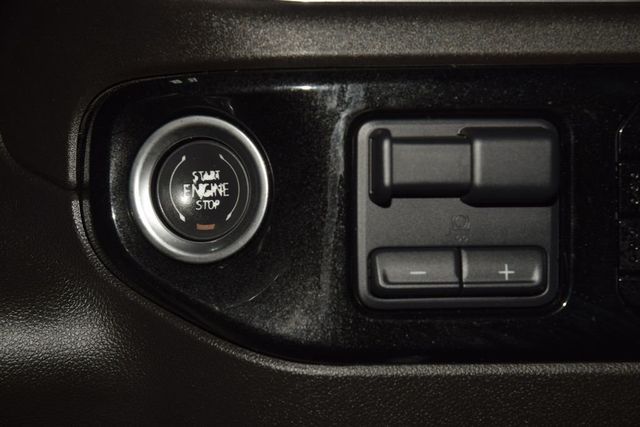 2024 Chevrolet Silverado 1500 4WD Crew Cab 147" High Country - 23049180 - 36