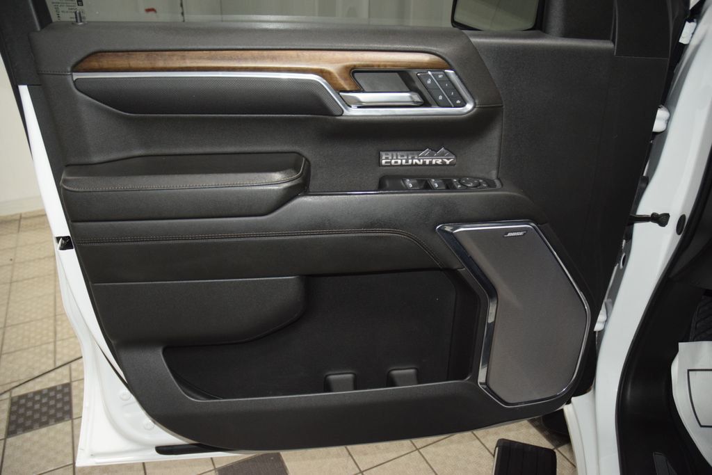 2024 Chevrolet Silverado 1500 4WD Crew Cab 147" High Country - 23049180 - 51